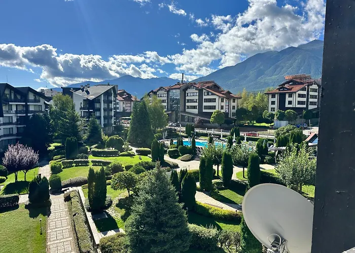 Aspen Golf With Stunning Mountain View Appartamento Bansko