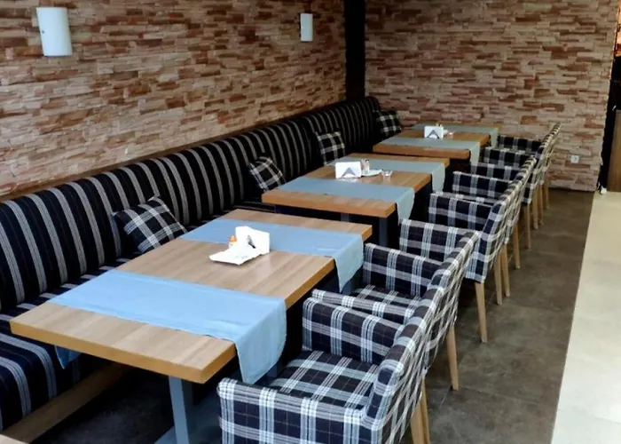 Aspen Golf With Stunning Mountain View